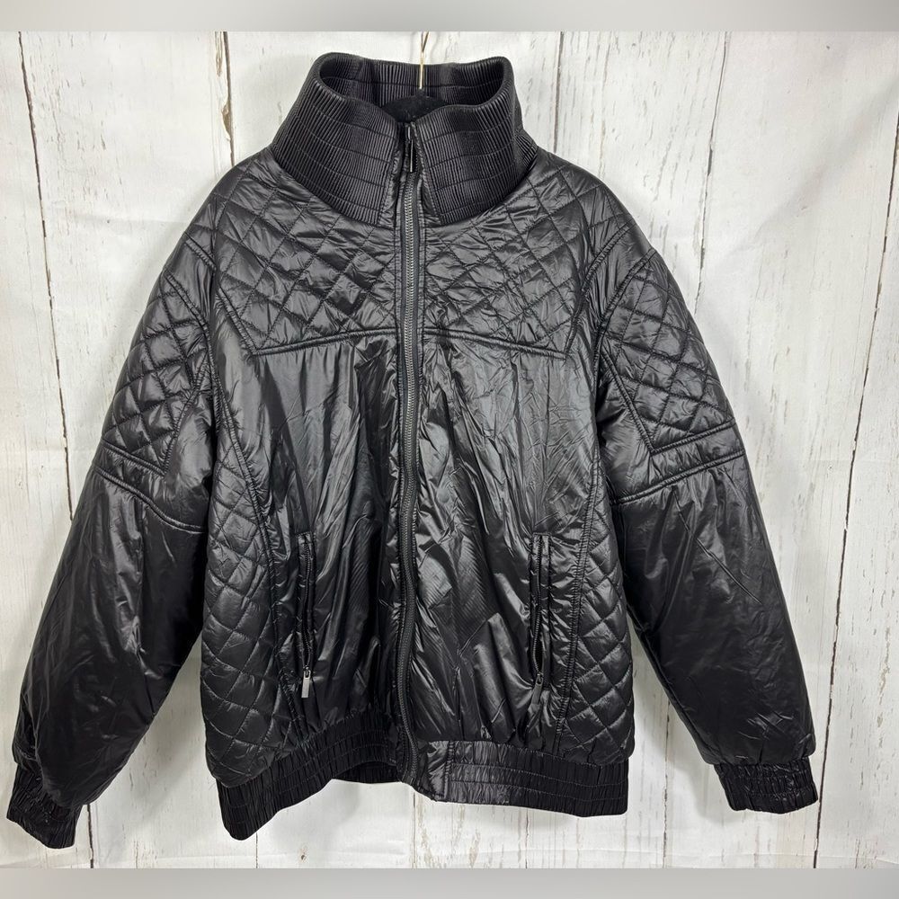 NWT Forever 21 Men's Black Quilted Zip Jacket Puffer Lightweight